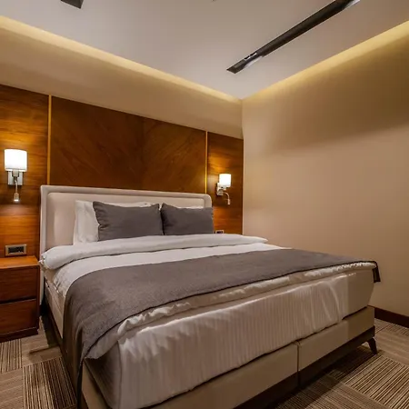 B'istanbul 4*