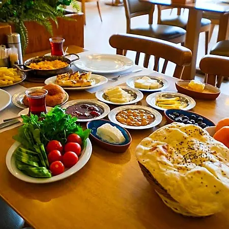 B'istanbul 4*