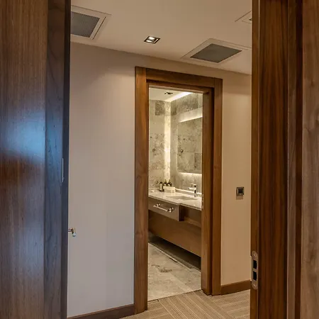 B'istanbul Hotel 4*