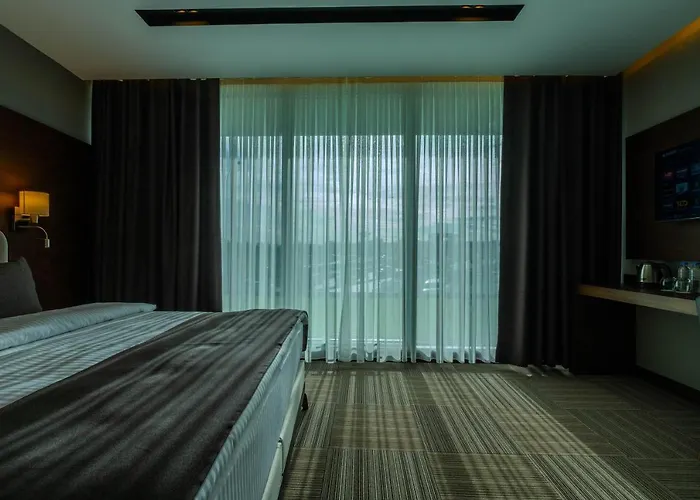 B'ıstanbul 4* İstanbul